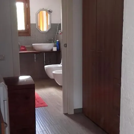 Holiday home Rainbow House With Garden *